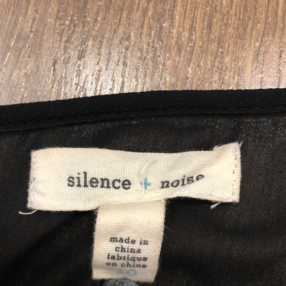 Silence + Noise Racerback Romper Size 10 - Picture 6 of 12